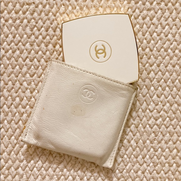 🎁🎁🎁Chanel perfume solid case compact with leather protective case - Picture 5 of 8